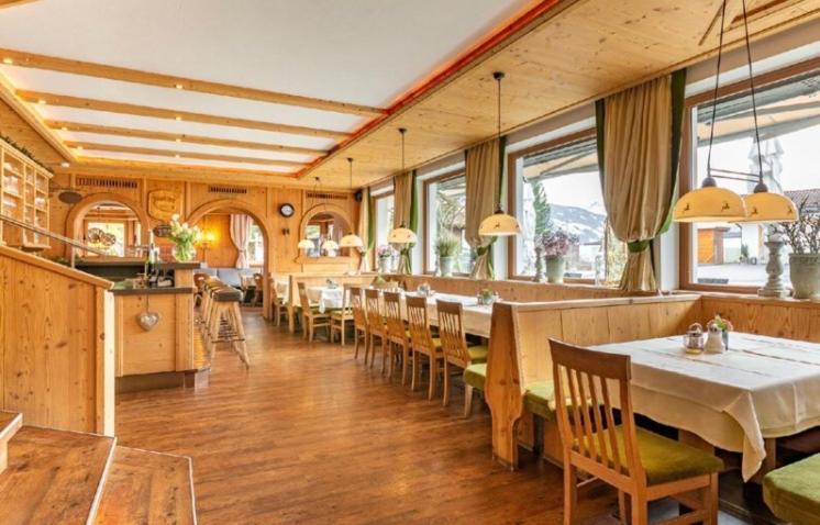 Restaurant Gaestehaus Wiesenheim Удернс Екстериор снимка