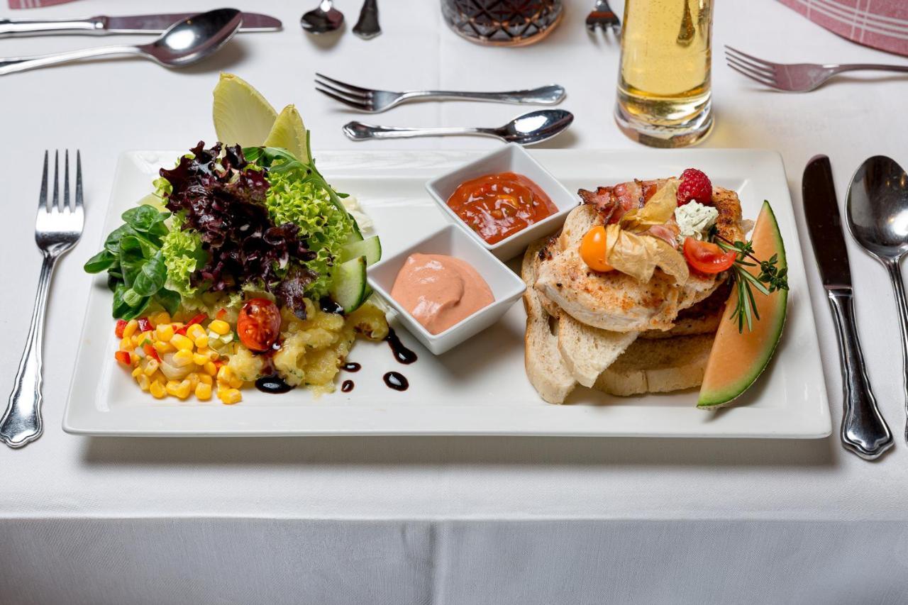 Restaurant Gaestehaus Wiesenheim Удернс Екстериор снимка